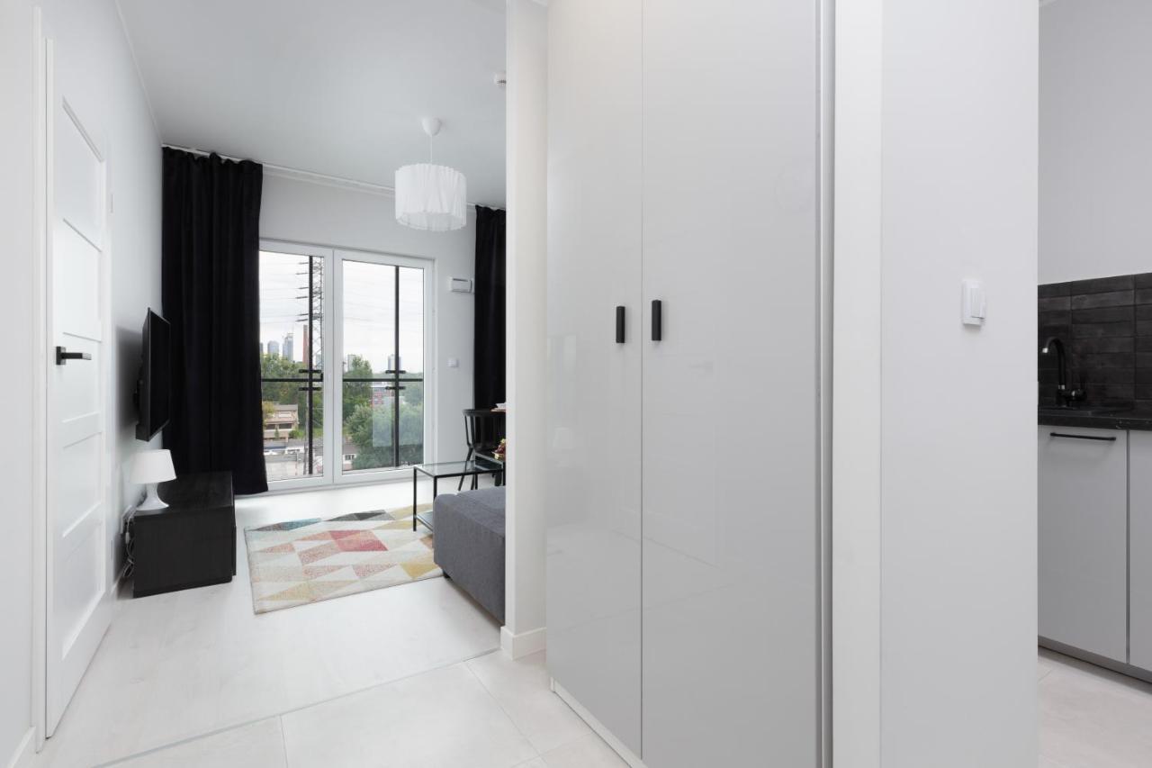 Business Center Apartments Warsaw Wola By Noclegi Renters Екстер'єр фото