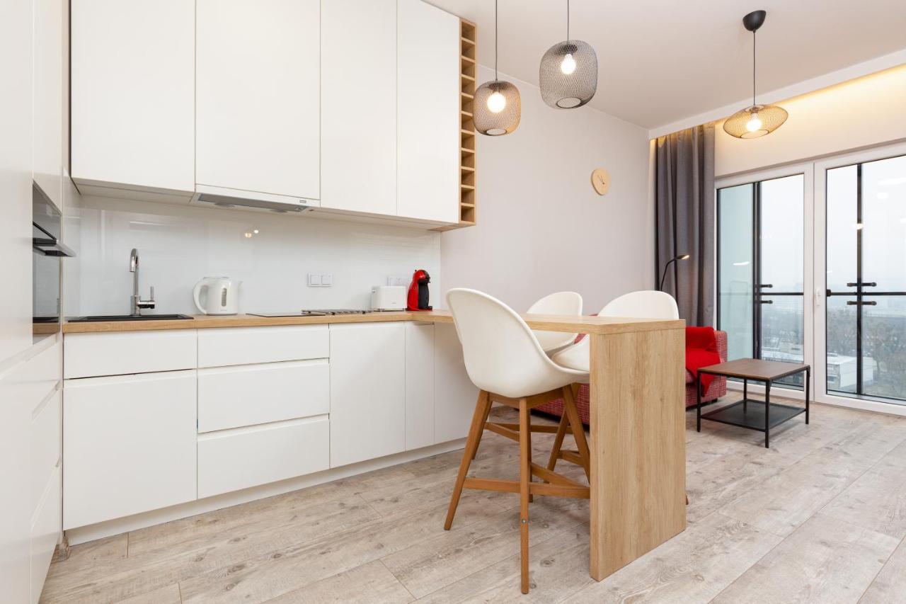 Business Center Apartments Warsaw Wola By Noclegi Renters Екстер'єр фото