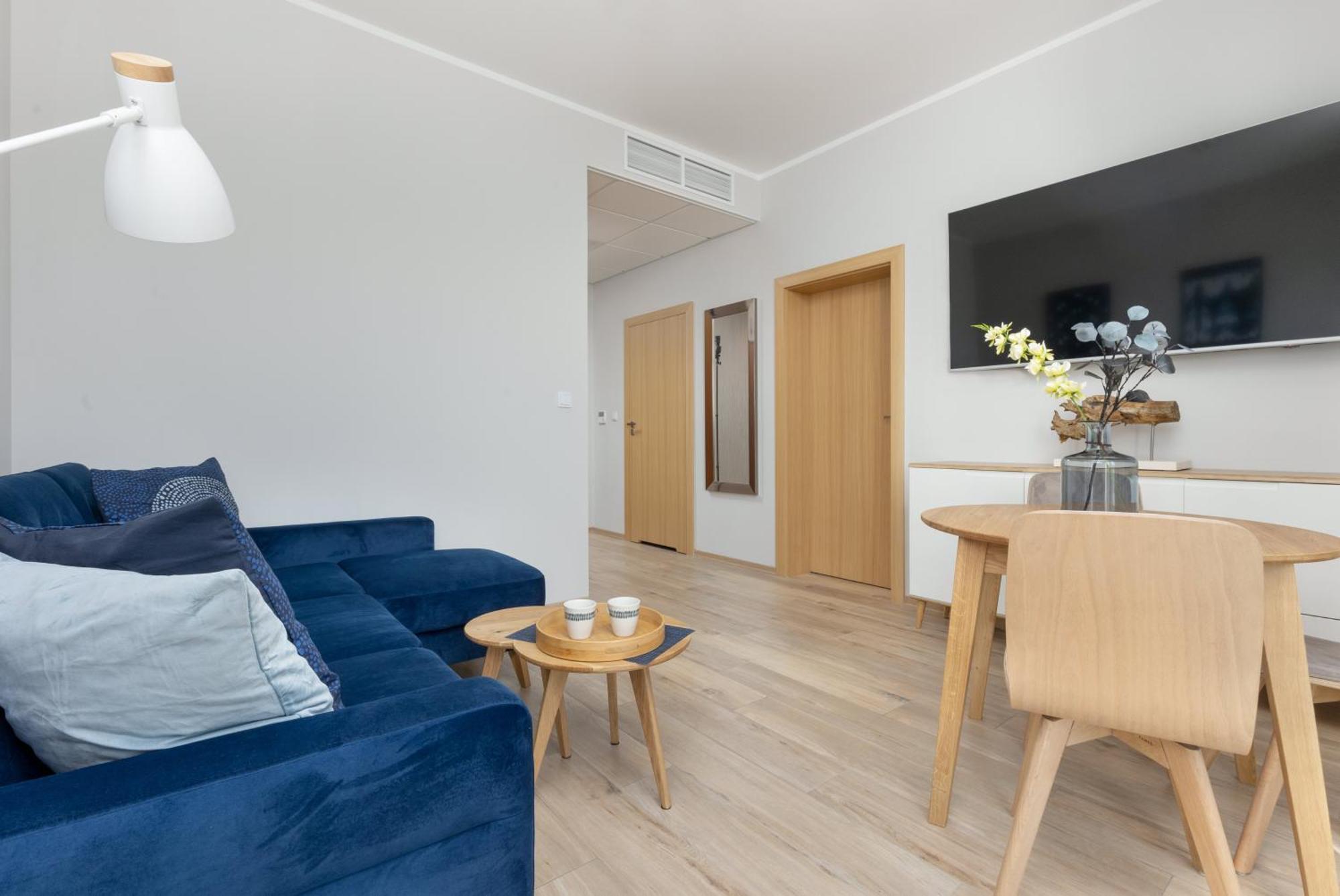 Business Center Apartments Warsaw Wola By Noclegi Renters Екстер'єр фото