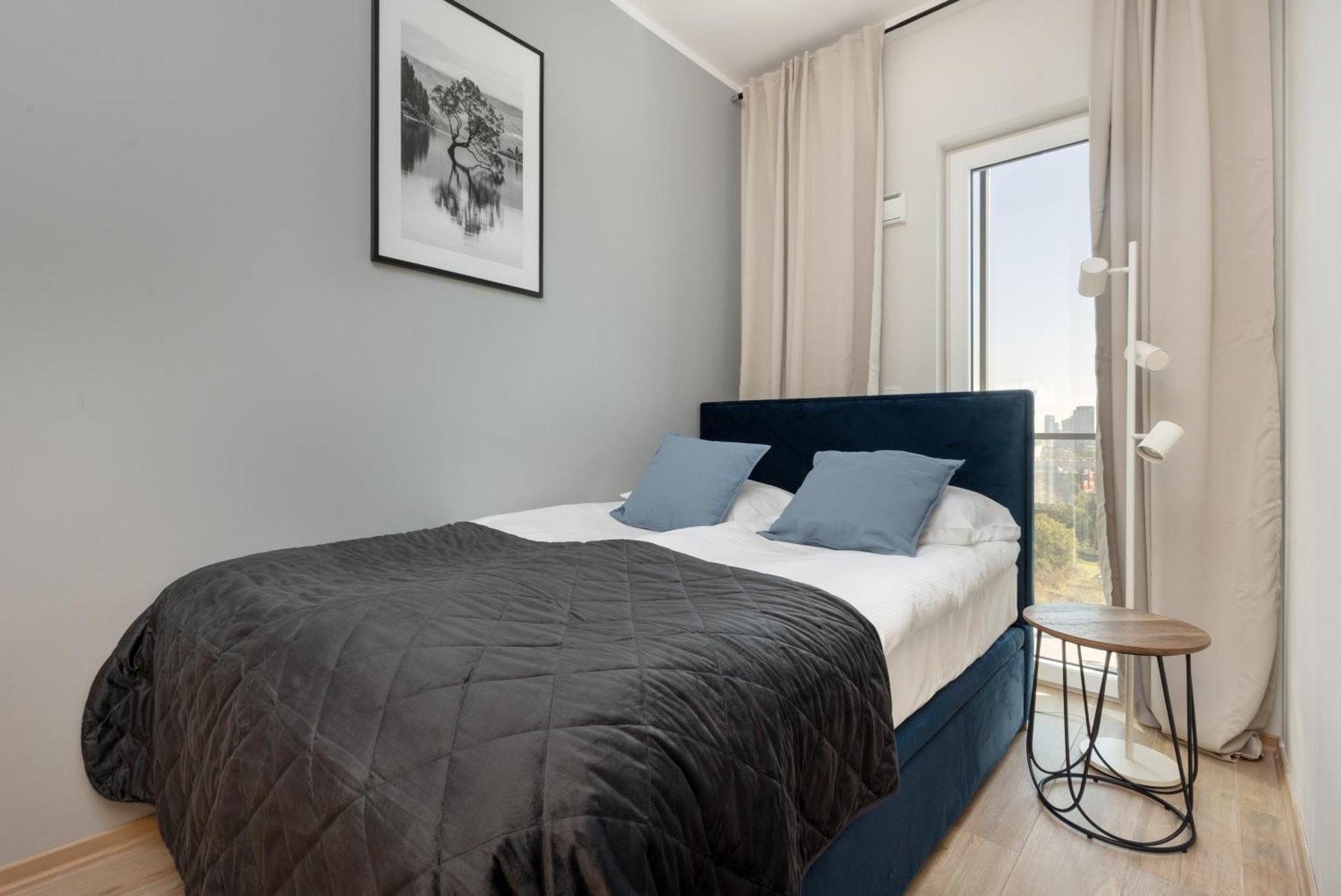 Business Center Apartments Warsaw Wola By Noclegi Renters Екстер'єр фото