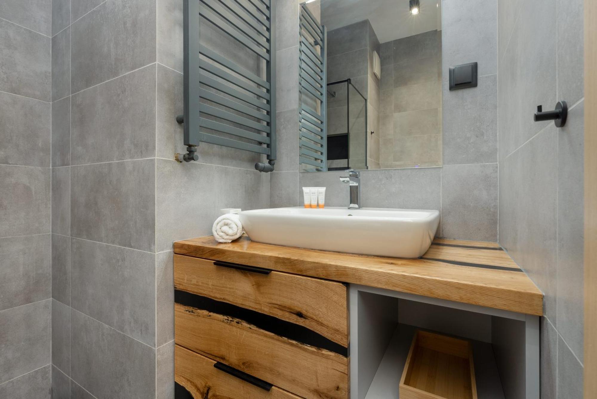 Business Center Apartments Warsaw Wola By Noclegi Renters Екстер'єр фото